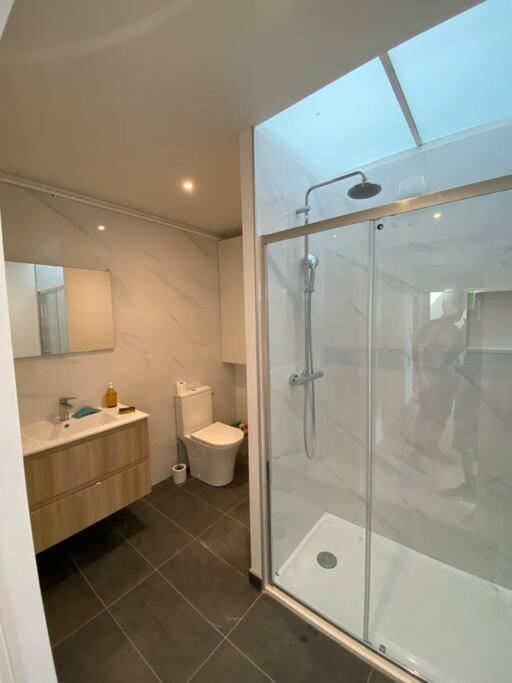 Rodez - Superbe Appartement Neuf Avec Vue Kültér fotó